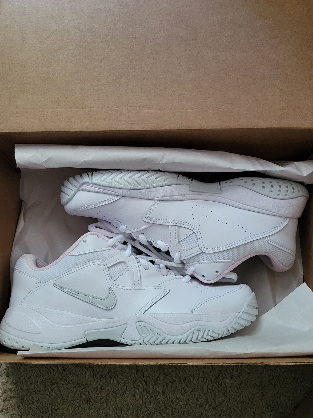 NEW Nike Women's Women's Nike Court Lite 2 Shoe